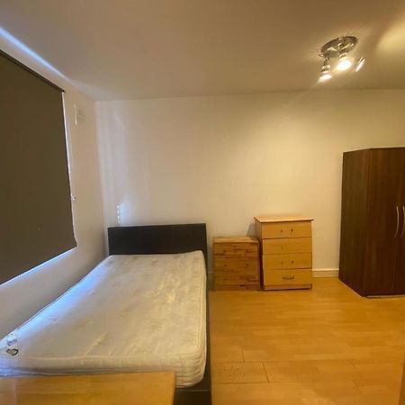 Golders Way Rooms Londra Dış mekan fotoğraf