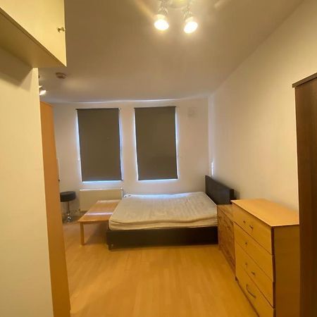 Golders Way Rooms Londra Dış mekan fotoğraf