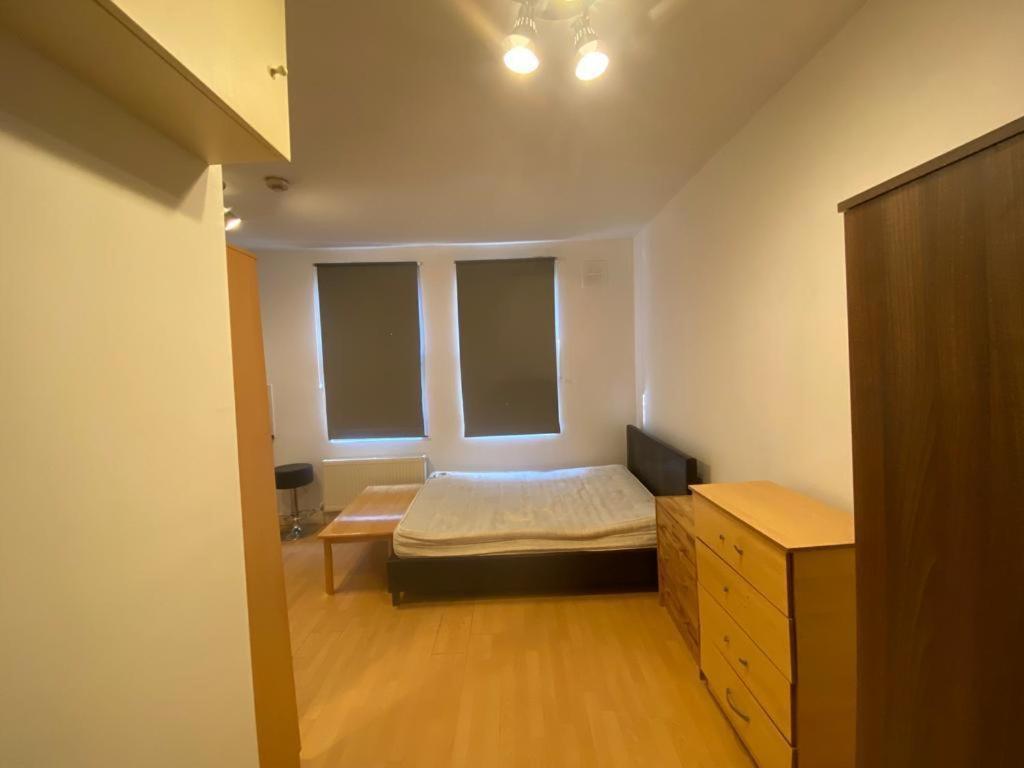 Golders Way Rooms Londra Dış mekan fotoğraf