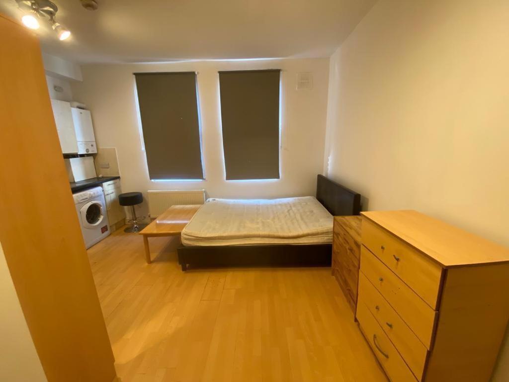 Golders Way Rooms Londra Dış mekan fotoğraf