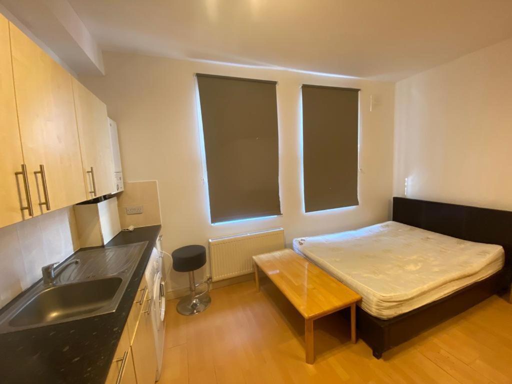 Golders Way Rooms Londra Dış mekan fotoğraf